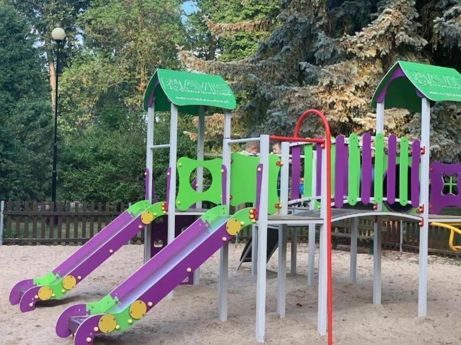 Europa22 "Apartament Delux" Z Wanna - Centrum Miasta Z Widokiem Na Staw Tomaszów Mazowiecki Exterior foto